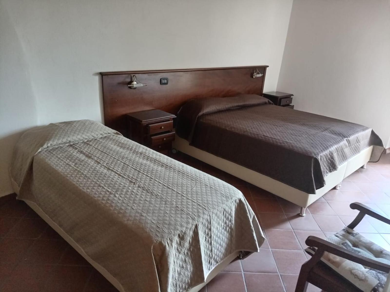 Dimora Del Borgo Affittacamere Санджинето Екстериор снимка